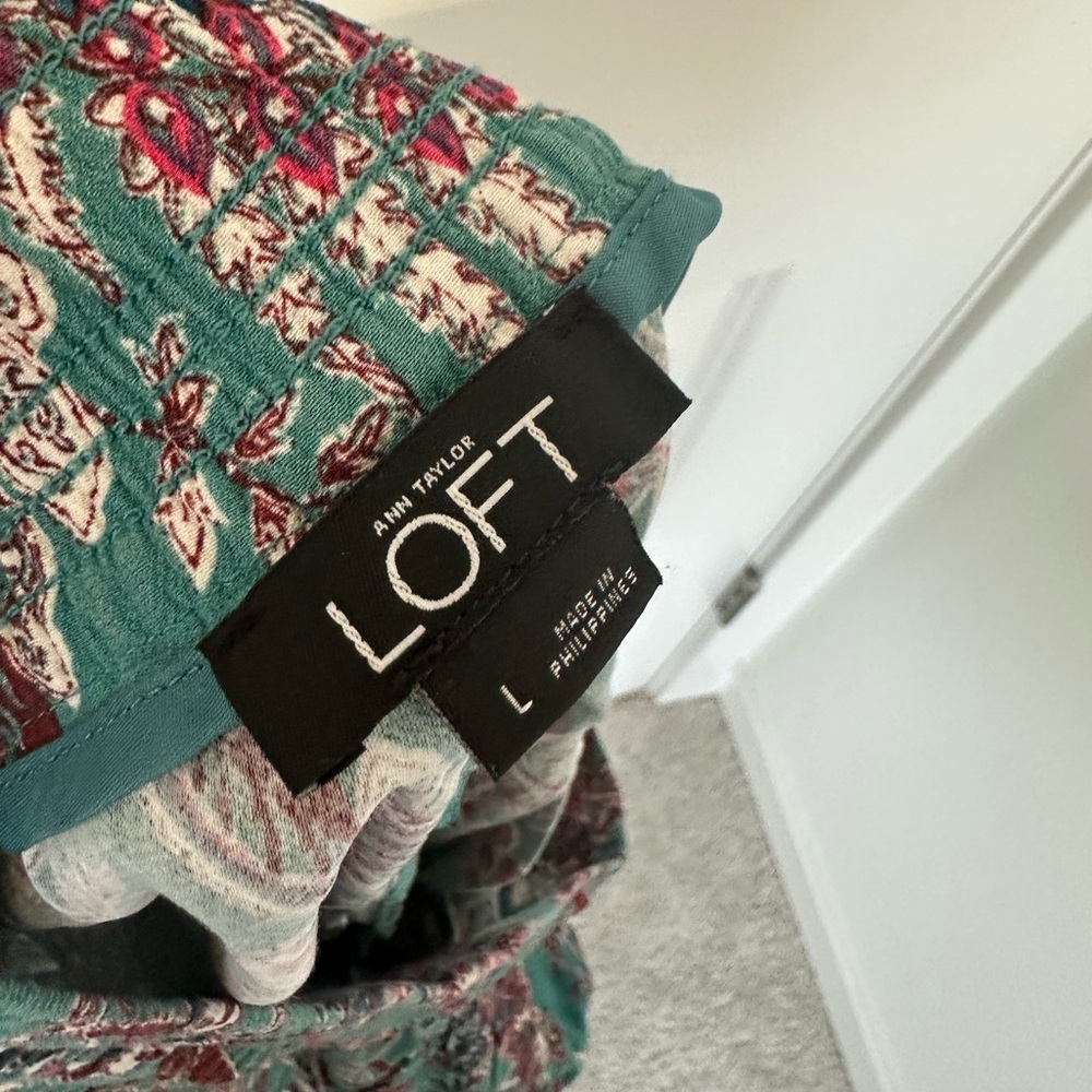 LOFT Drawstring Shorts - Picture 4 of 5
